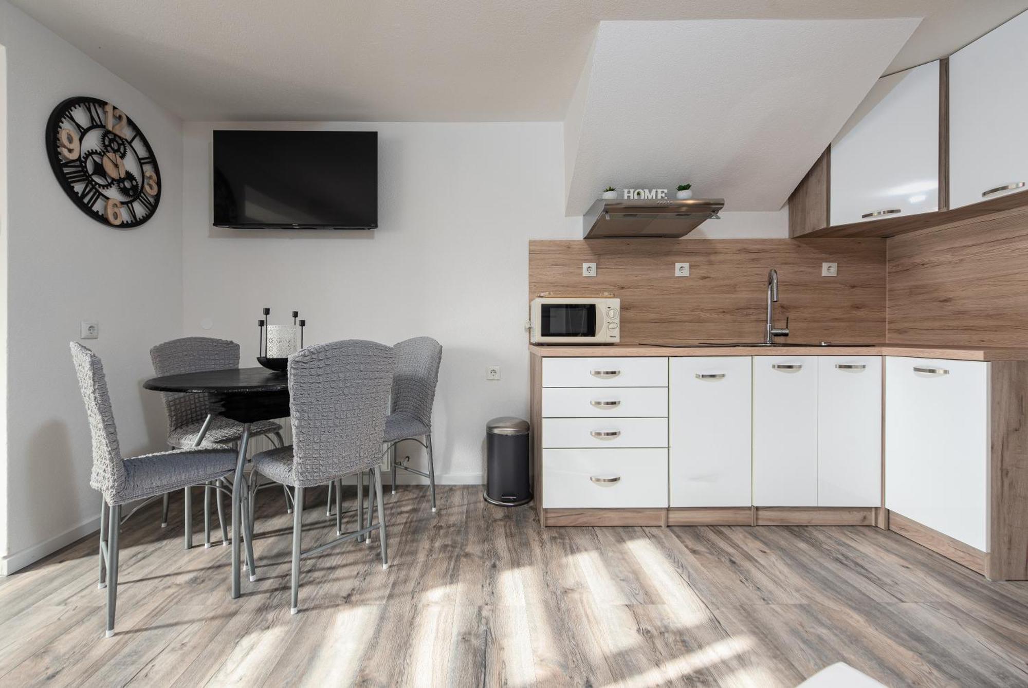 Nena Apartmani 维尔 外观 照片